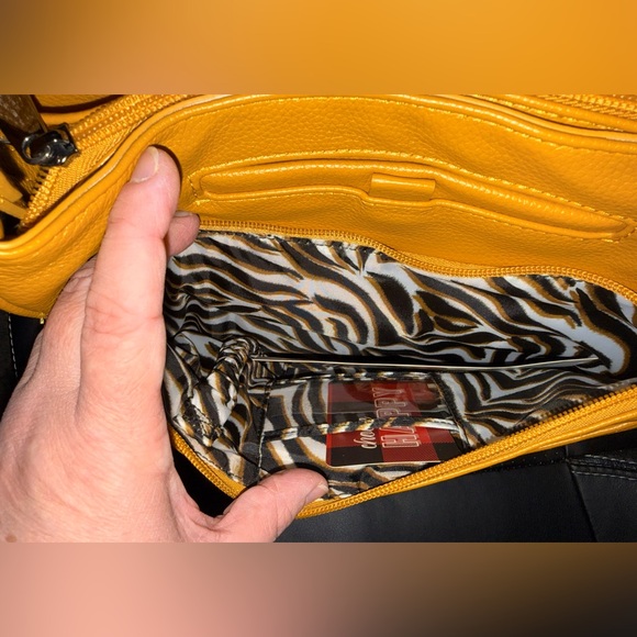 Lug Cable Car Bag NWT - Picture 3 of 6